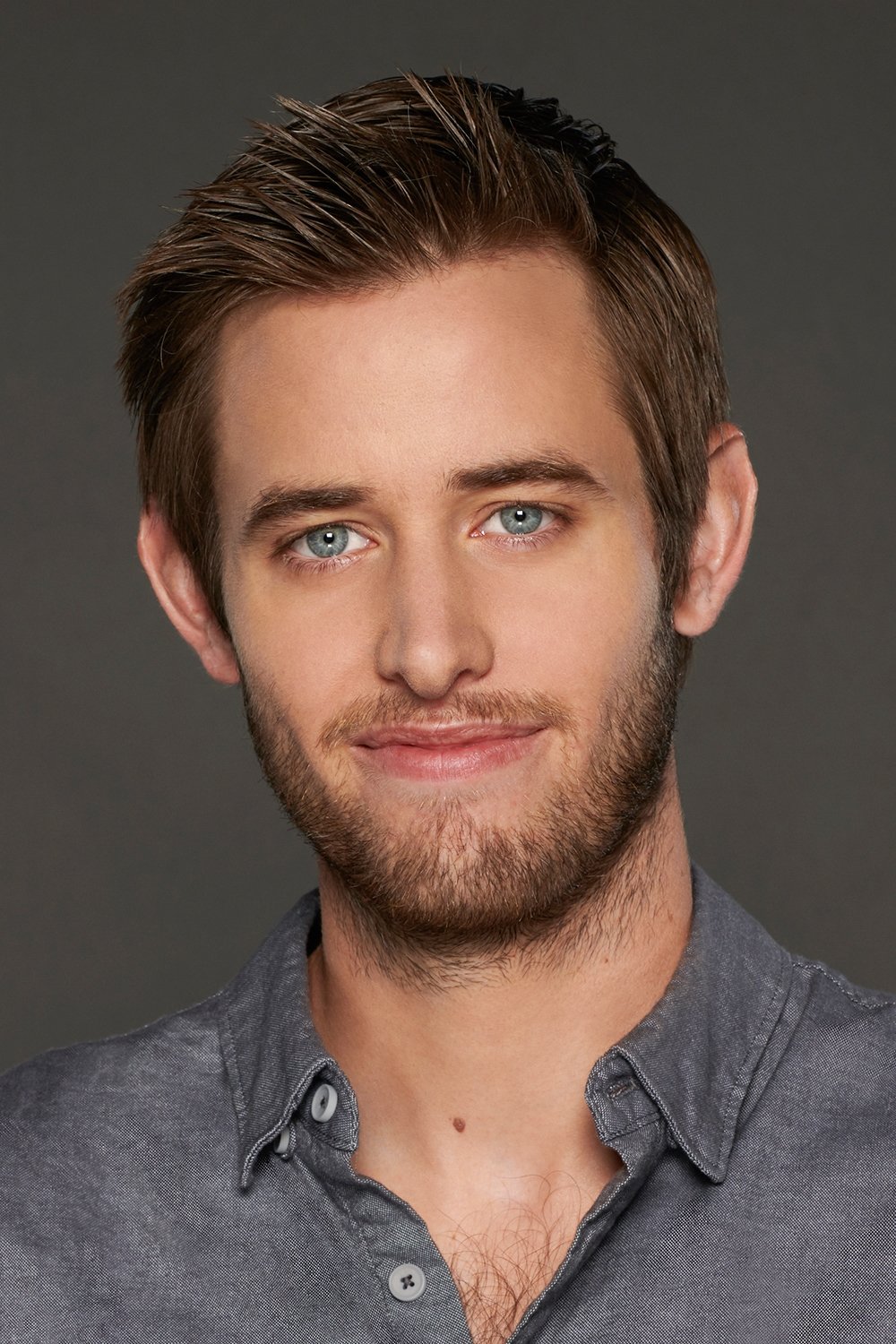 Travis Braun backdrop