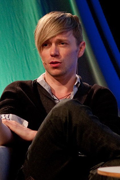 Reinert Olsen backdrop