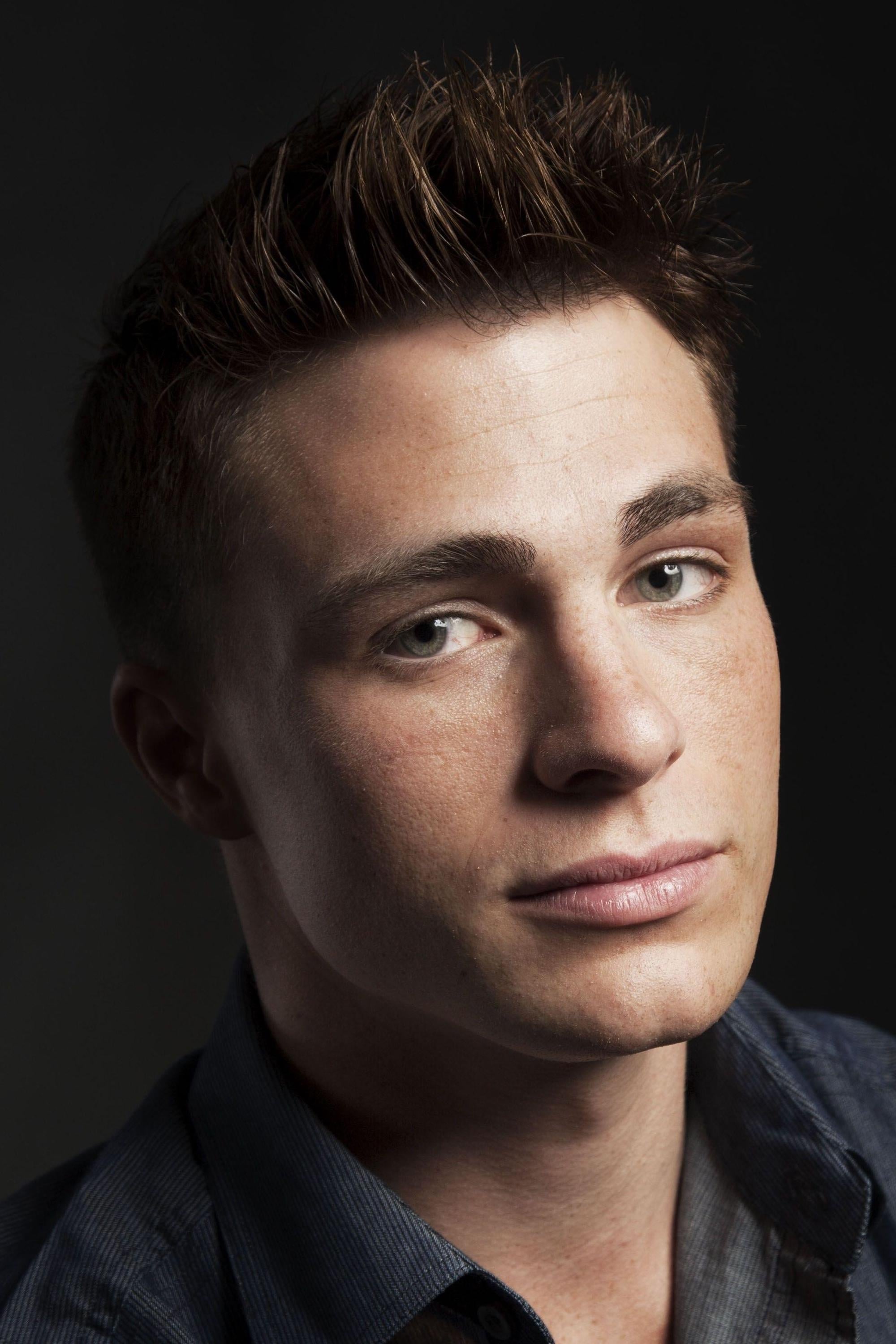 Colton Haynes backdrop