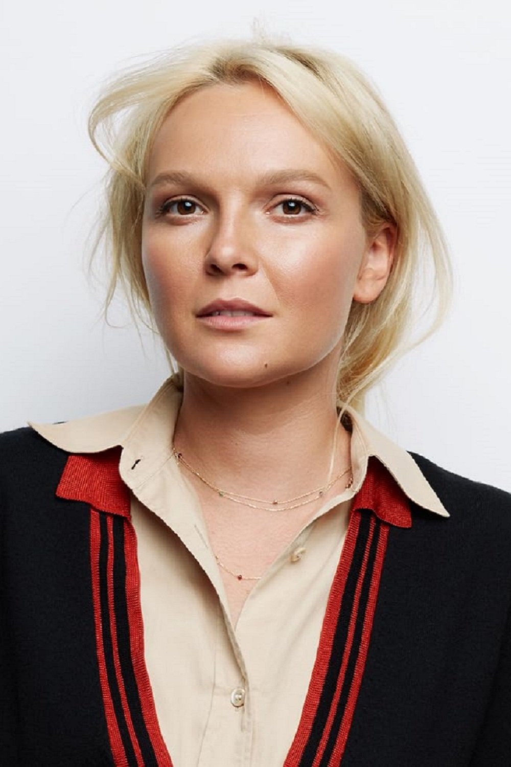 Elena Velikanova backdrop