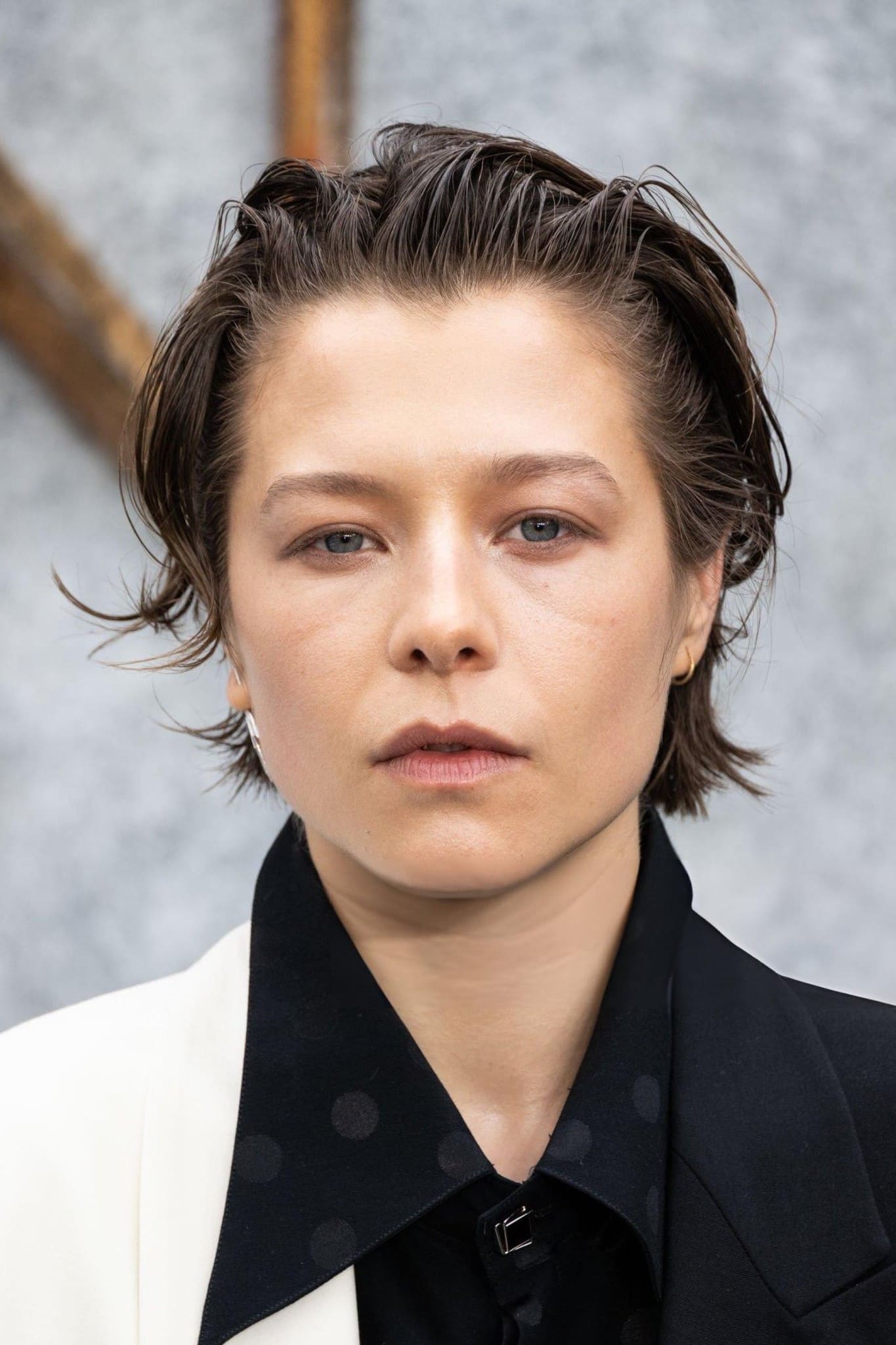 Emma D'Arcy backdrop