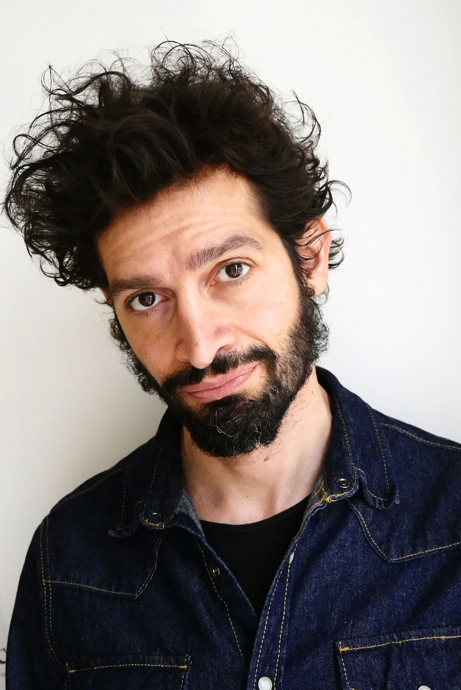 Nicola De Paola backdrop