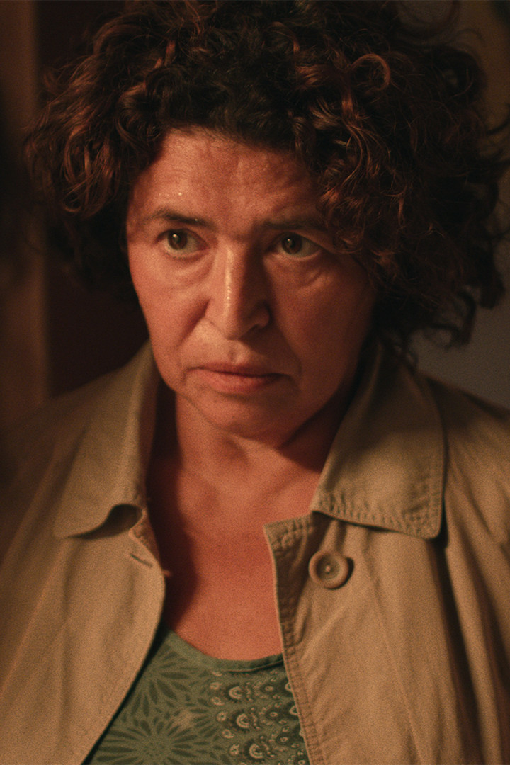 Eleni Karagiorgi backdrop