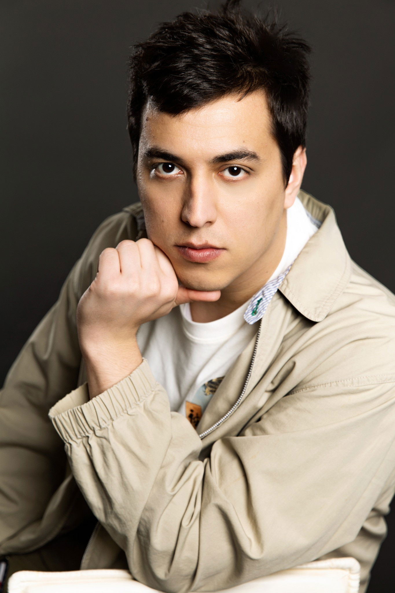 Siniša Cvetić backdrop