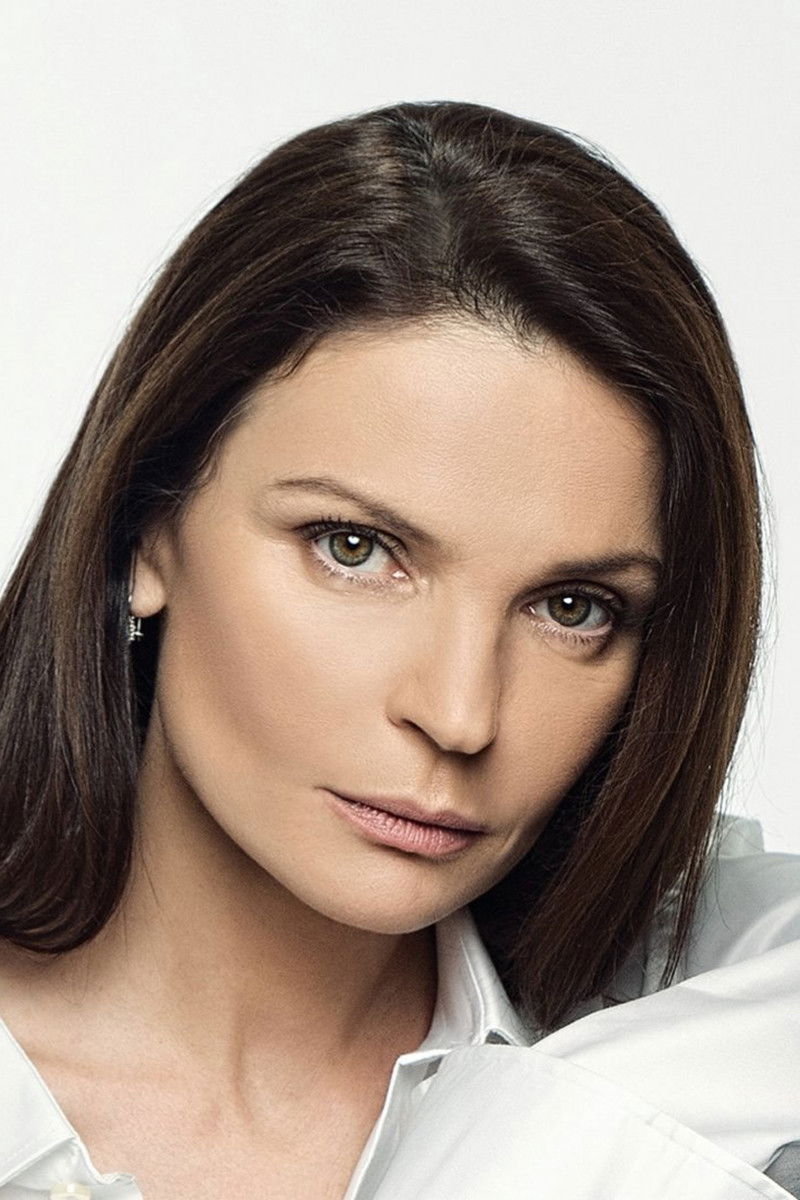 Irini Jambonas backdrop