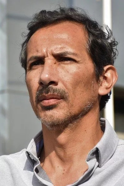 Omar Forero backdrop