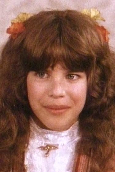 Katja Augustin backdrop