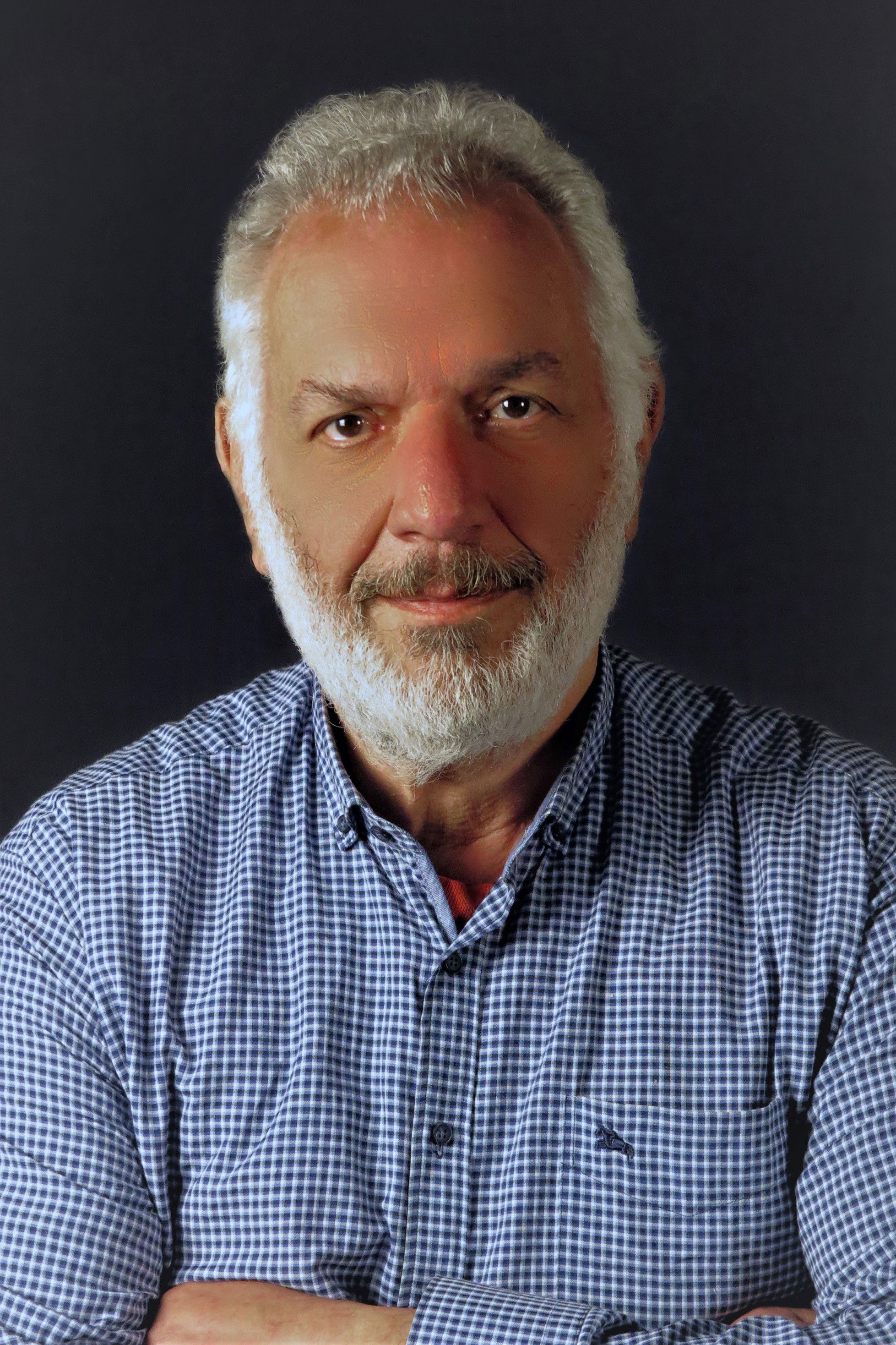 Vangelis Fampas backdrop