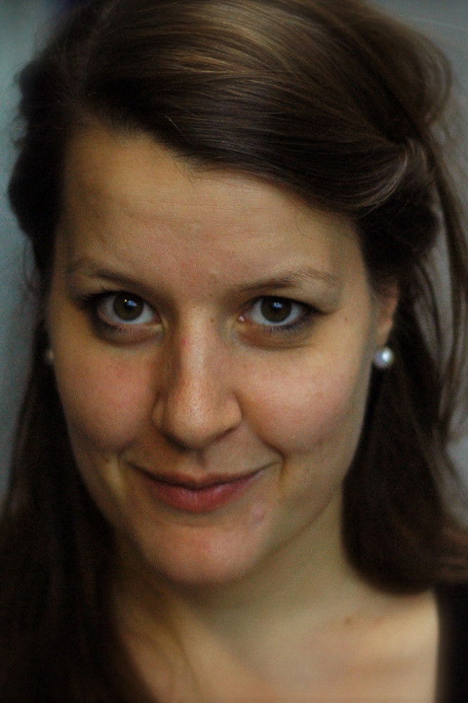 Kari Klyve-Skaug backdrop