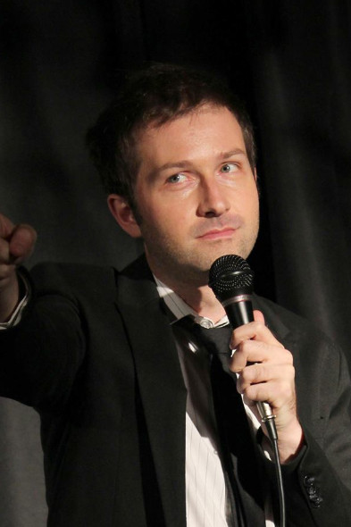 Paulo Almeida backdrop