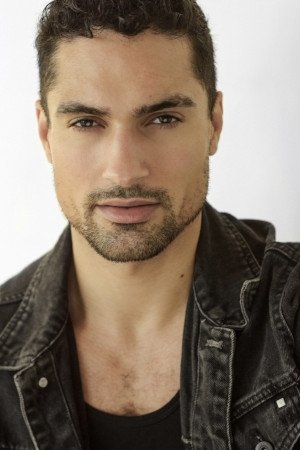 Darien Martin backdrop