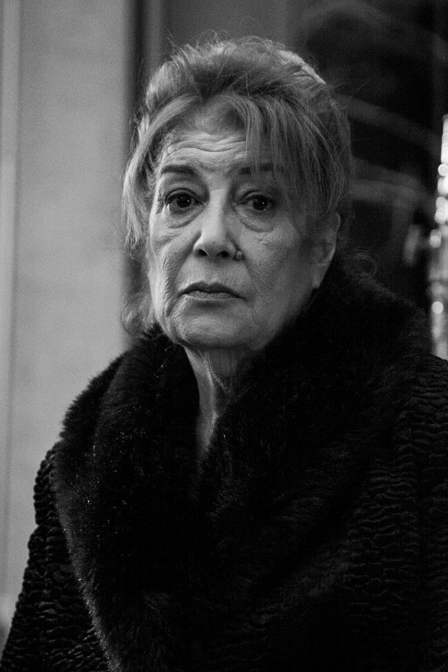 Mona Wassef backdrop