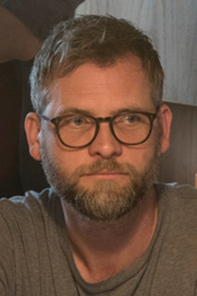 Mikkel Serup backdrop