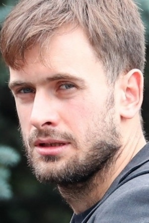 Petr Verzilov backdrop