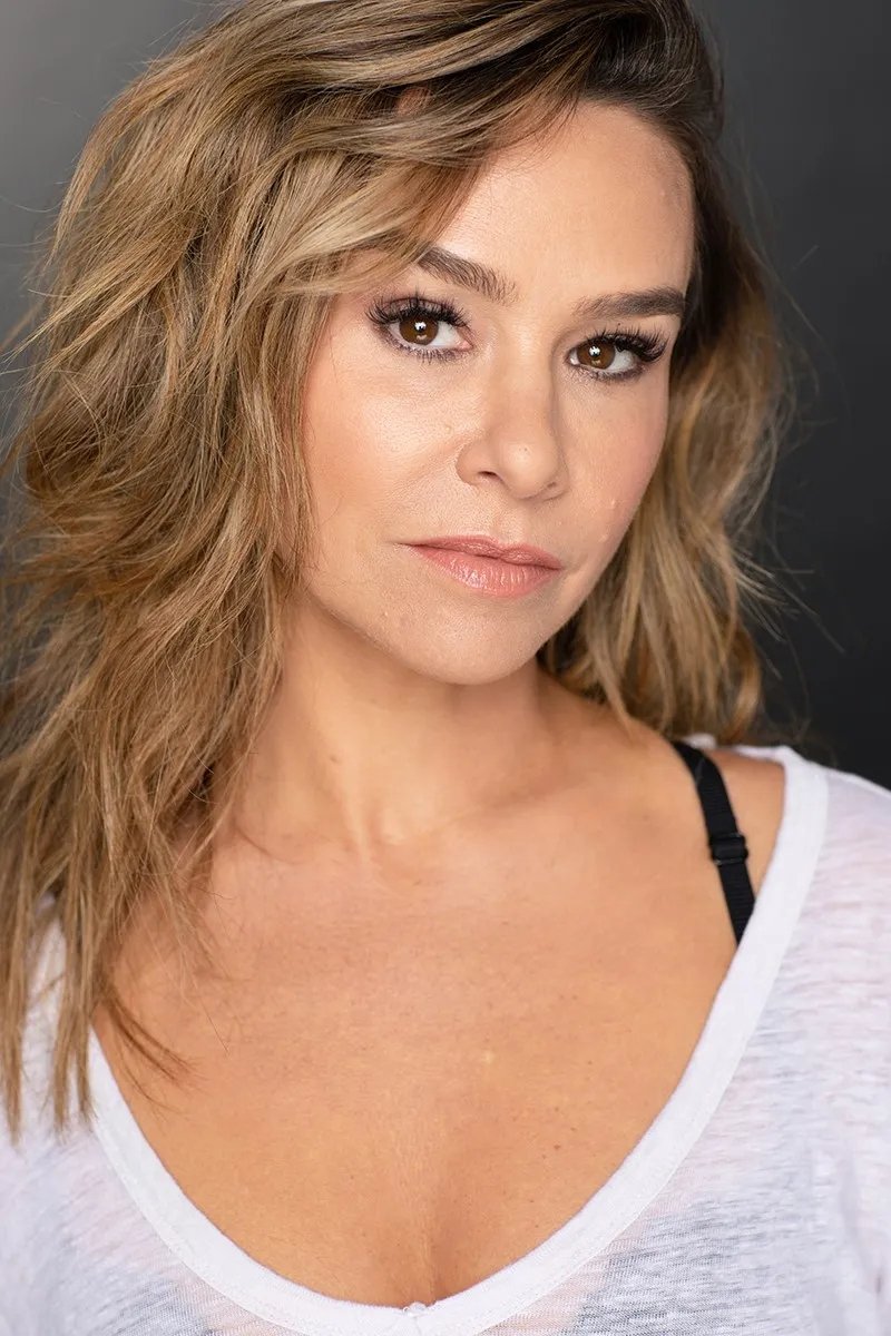 Danielle Harris backdrop