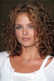 Dina Meyer: Dina Majër