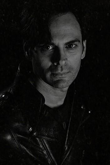 Dean Fertita backdrop