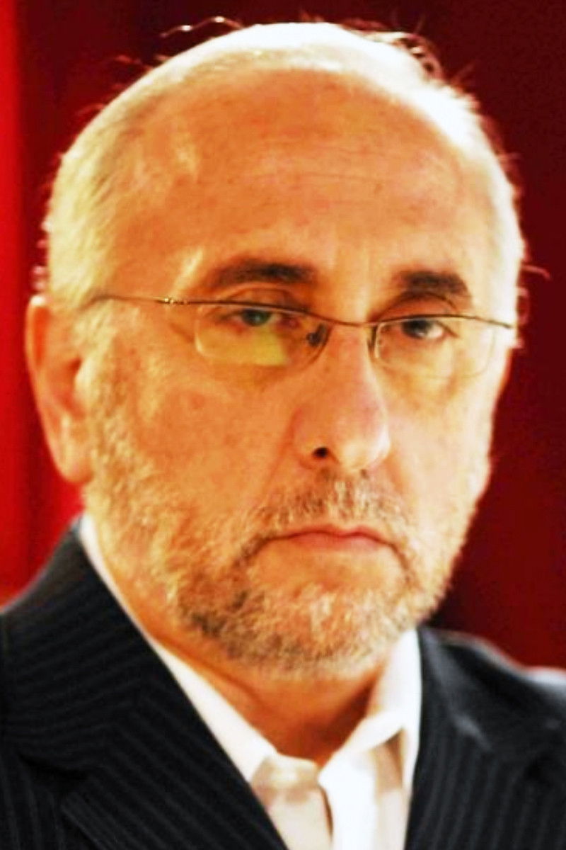 Francisco Nápoli backdrop