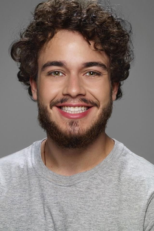 Tutty Mendes backdrop