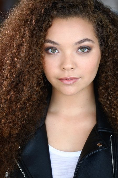 Selah Austria backdrop