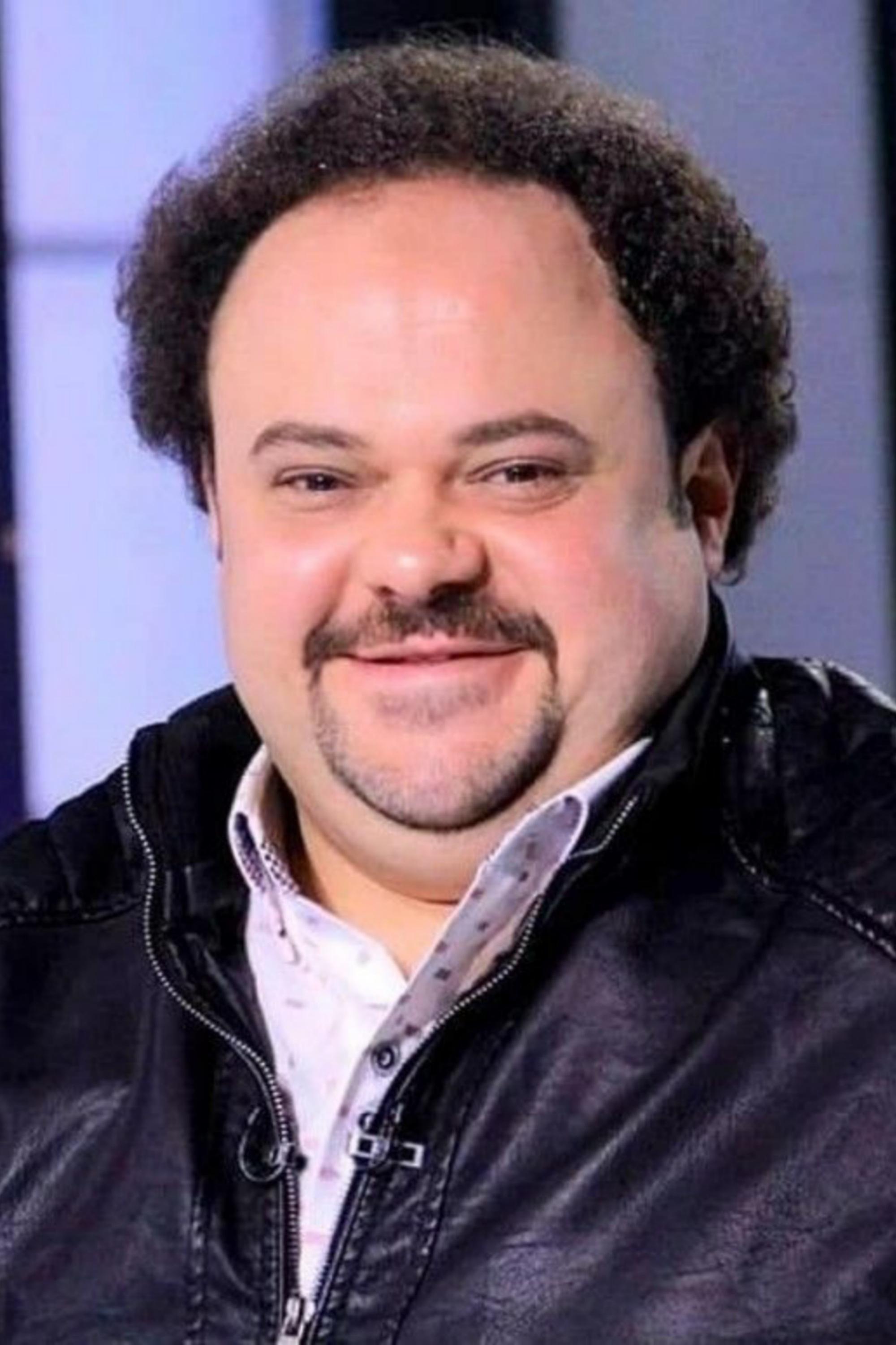 Medhat Tekha backdrop