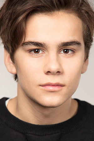 Thomas Dufour backdrop