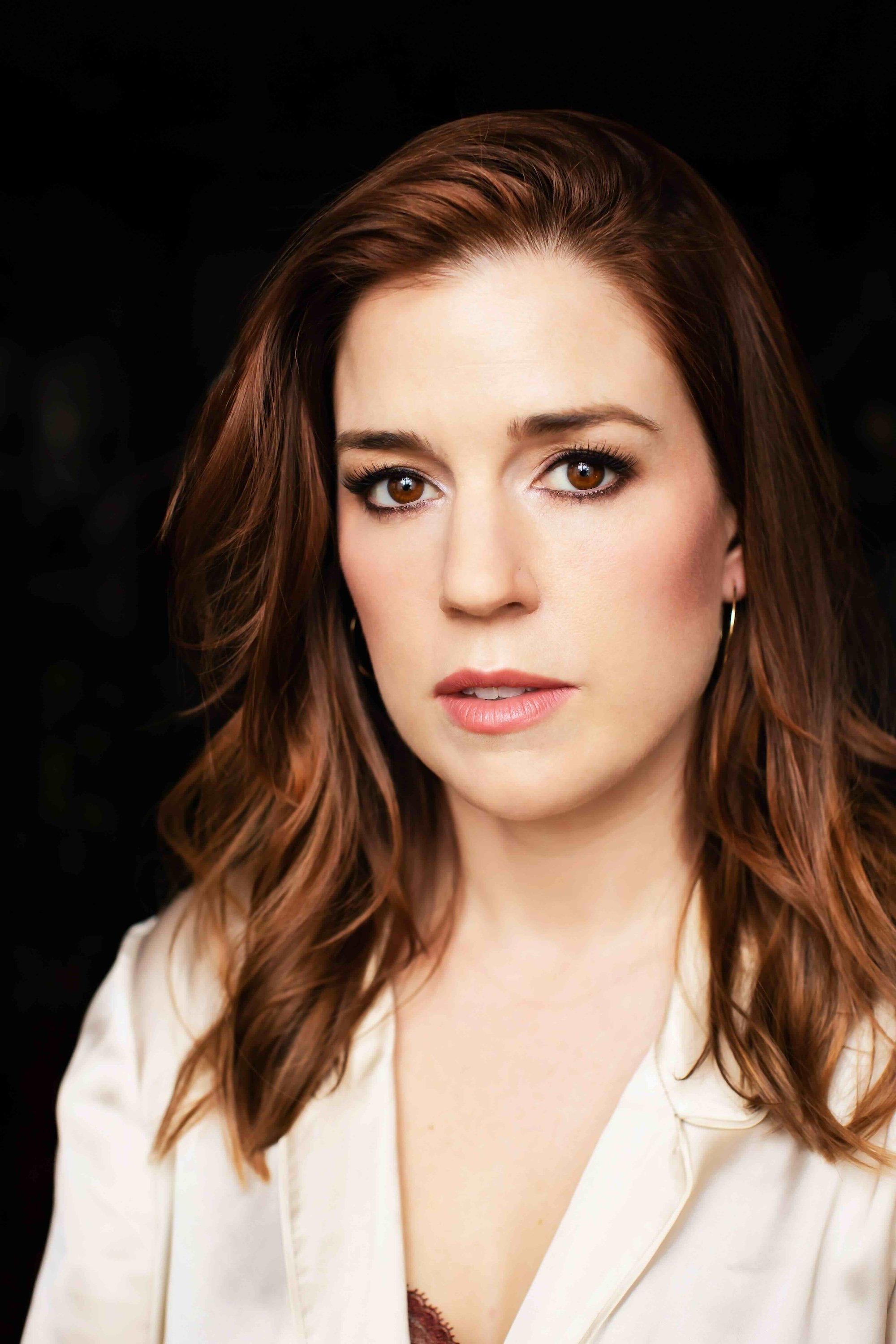 Allie Dunbar backdrop