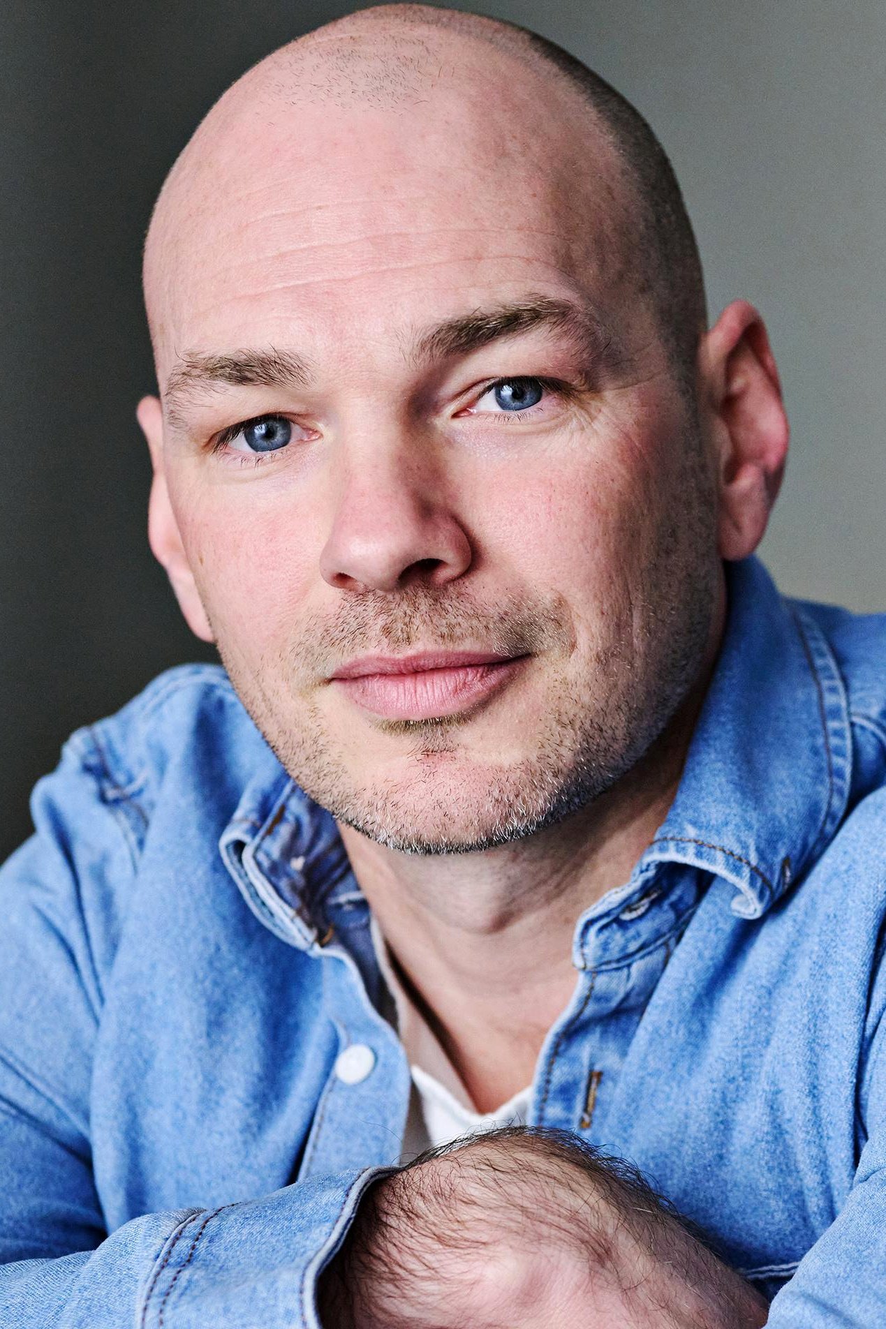 Connor Mills backdrop