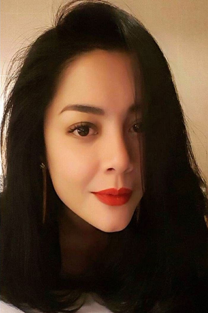 Lulu Tobing backdrop