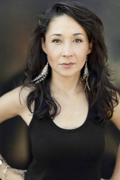 Reneltta Arluk backdrop