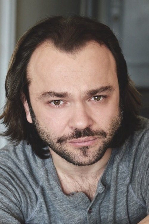 Kushtrim Hoxha backdrop