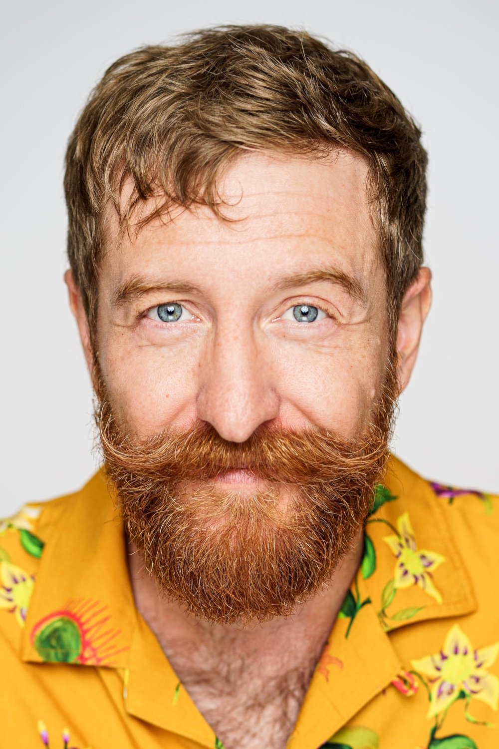 Mike Mizwicki backdrop