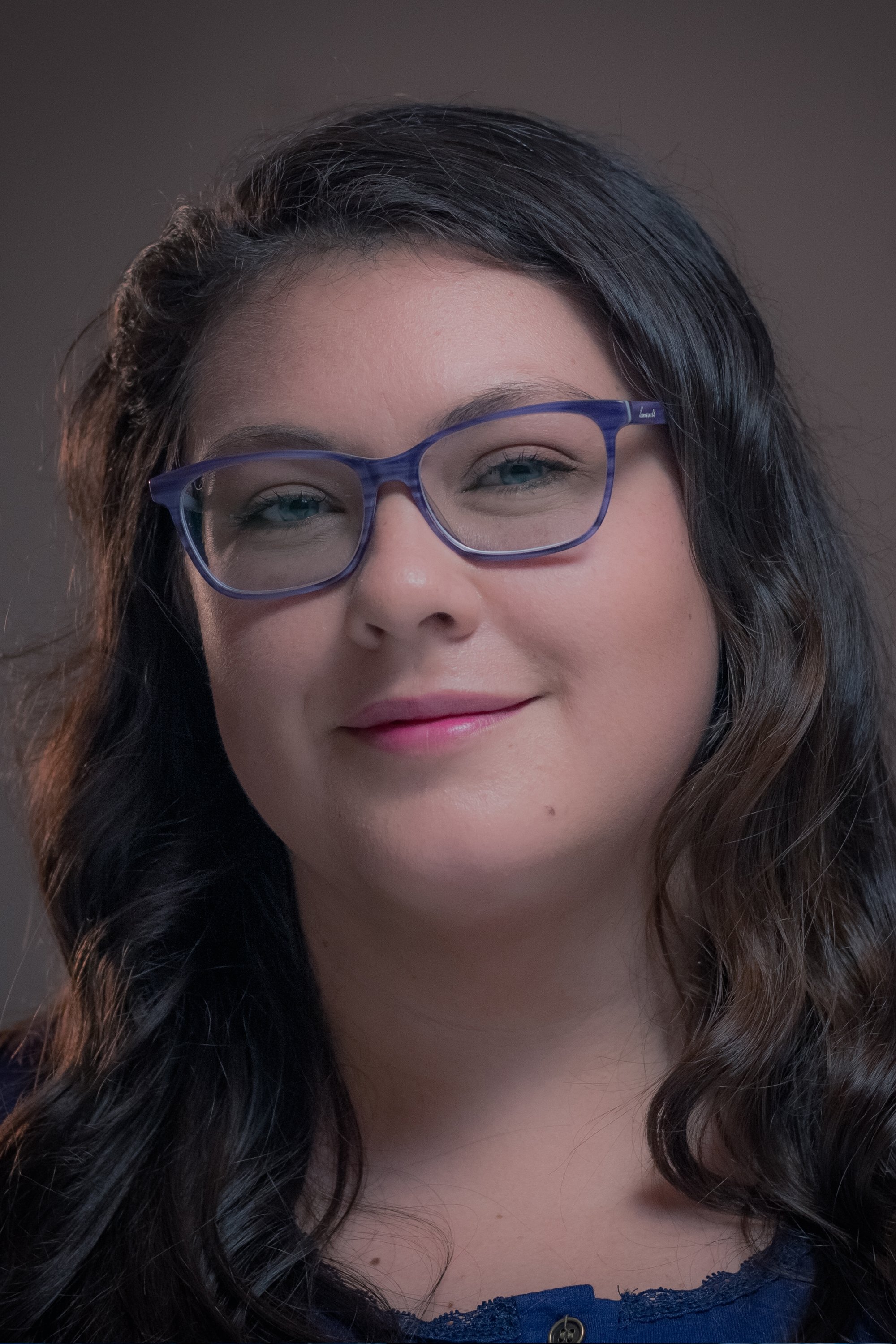 Melina Araya backdrop