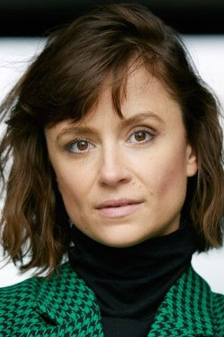 Lilly Menke backdrop