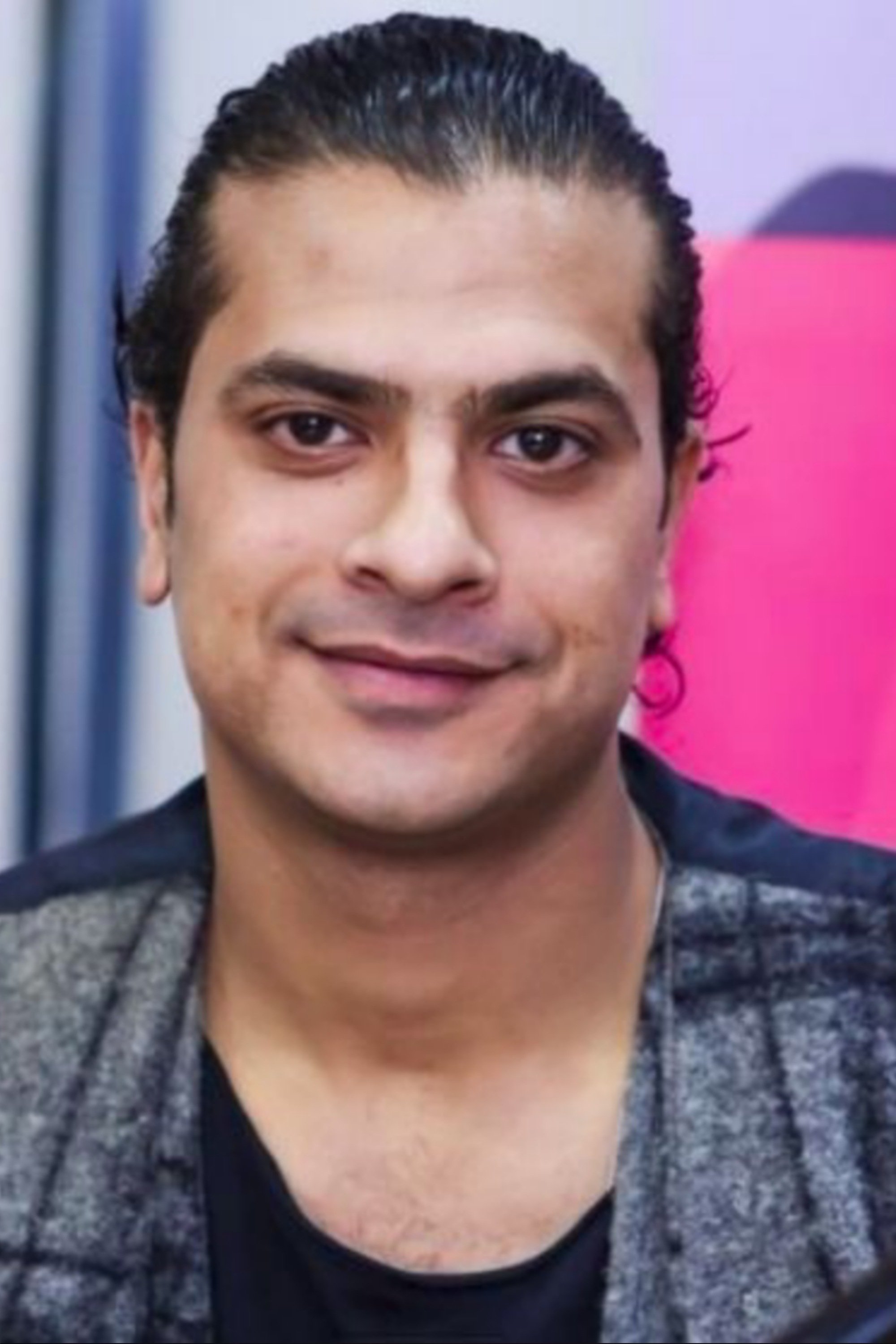 Mostafa Abu Seriea backdrop