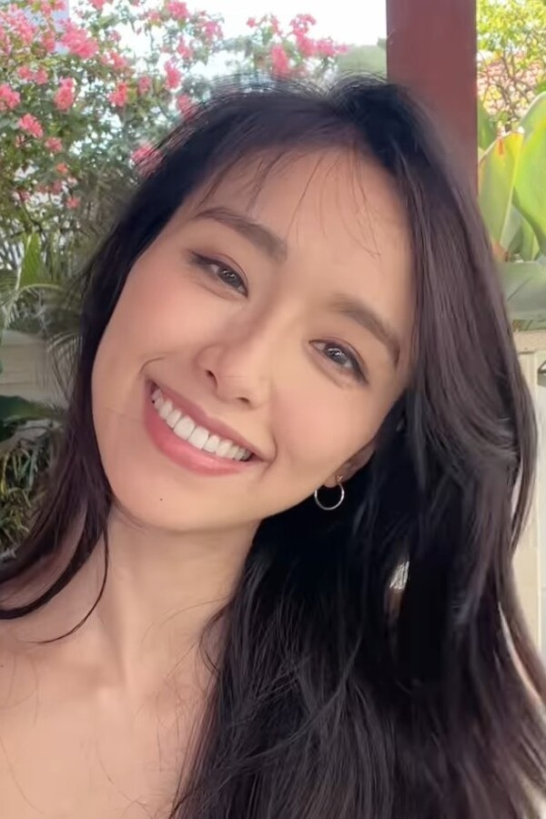 Jumbo Tsang Suk-Nga backdrop