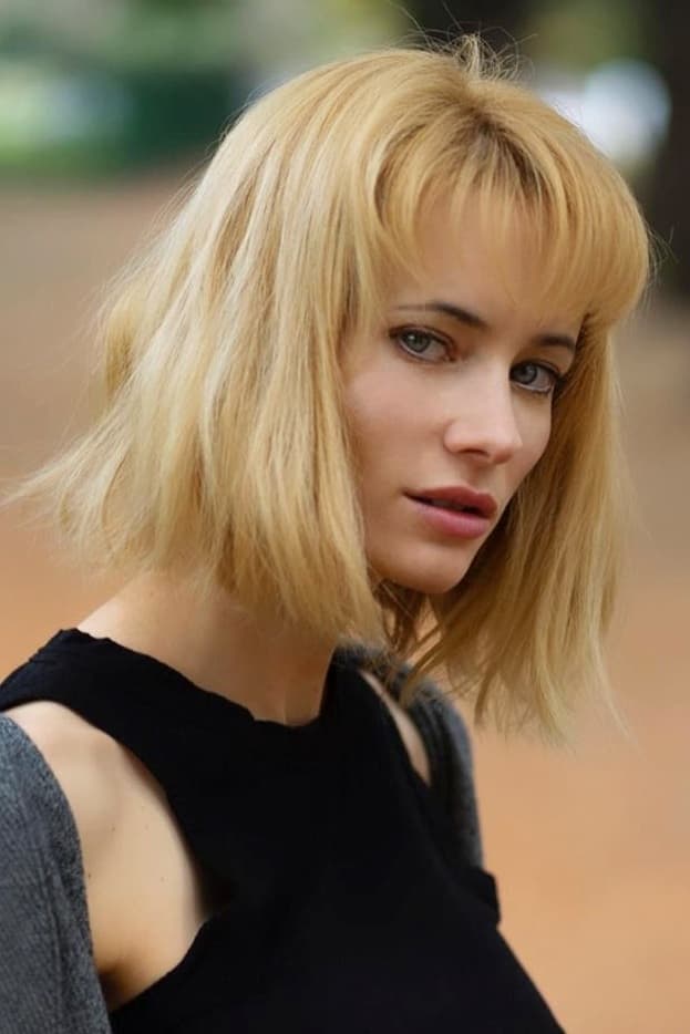 Clara Kovacic backdrop