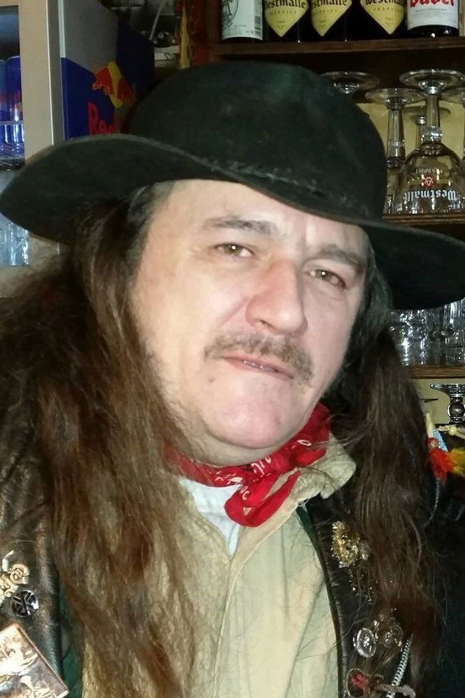 Francis Soetens backdrop