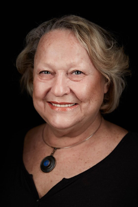 Lenka Loubalová backdrop