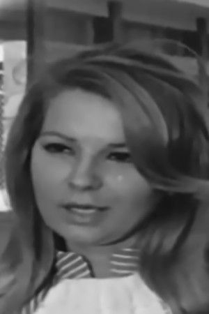 Liza Alexiou backdrop