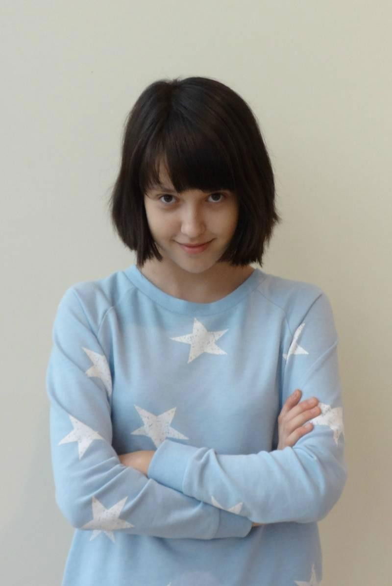 Daria Kondratieva backdrop