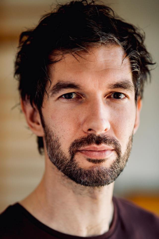 Gergely Ipacs backdrop