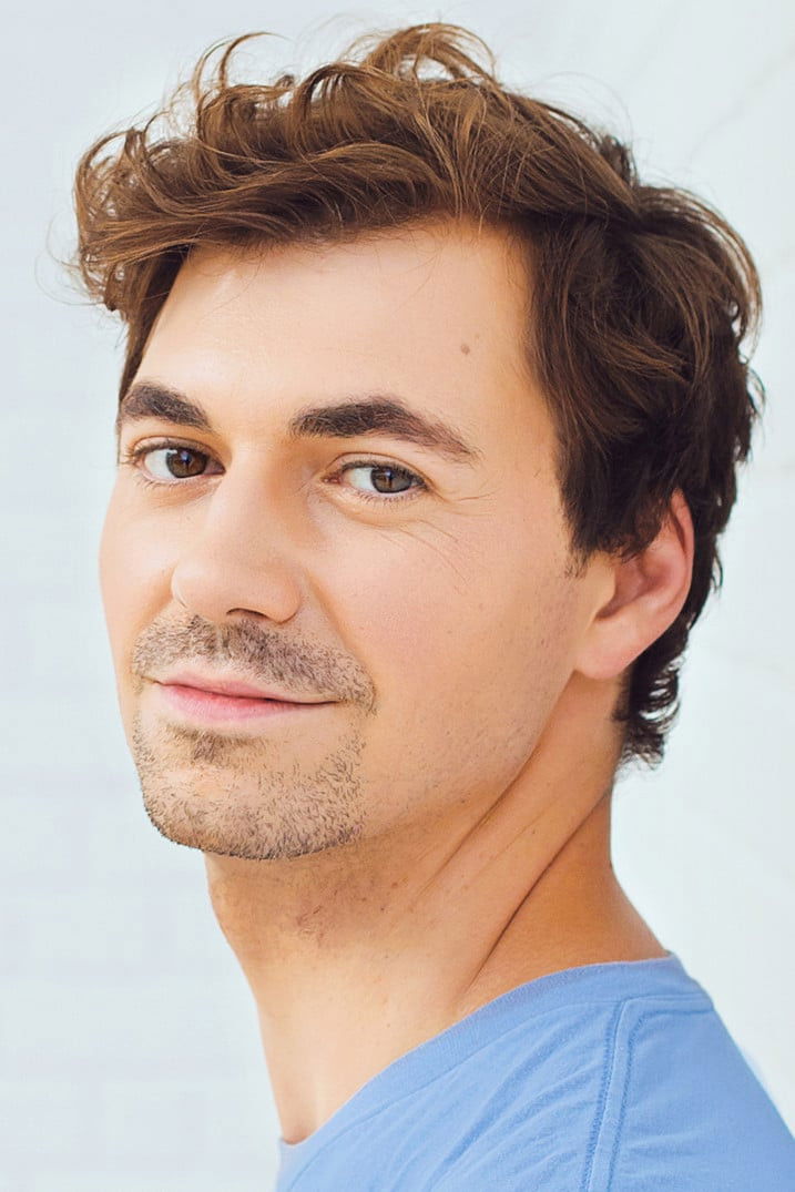 Valer Barna-Sabadus backdrop