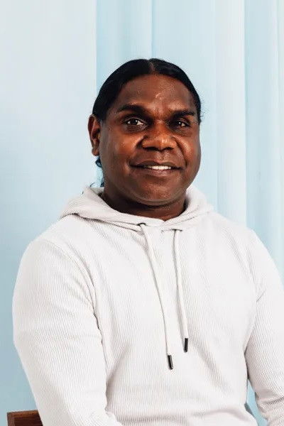 Derik Lynch backdrop