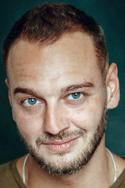 Kirill Melekhov backdrop