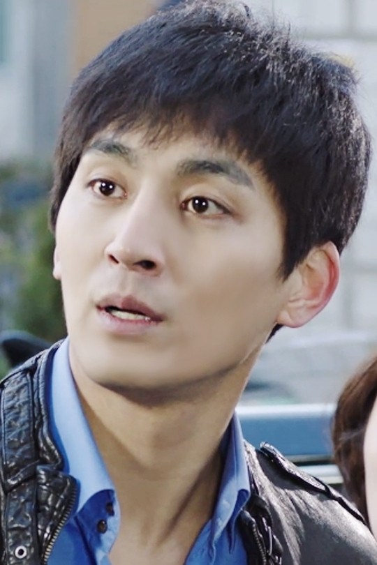 Hwang Sung-joon backdrop