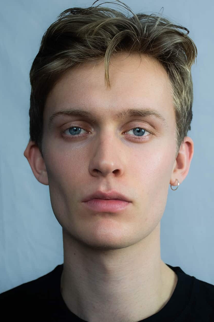 Freddie Dennis backdrop