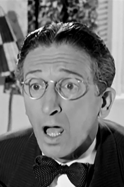 Nikos Thiveos backdrop