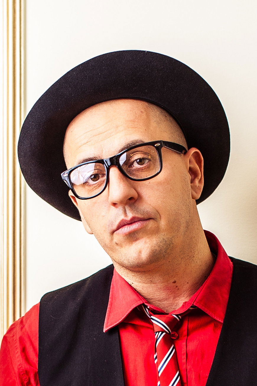 6pack Čukur backdrop