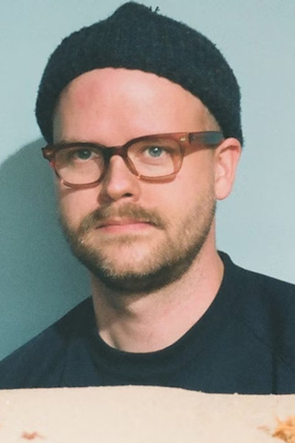 Graham Mason: Grejm Mejsën backdrop